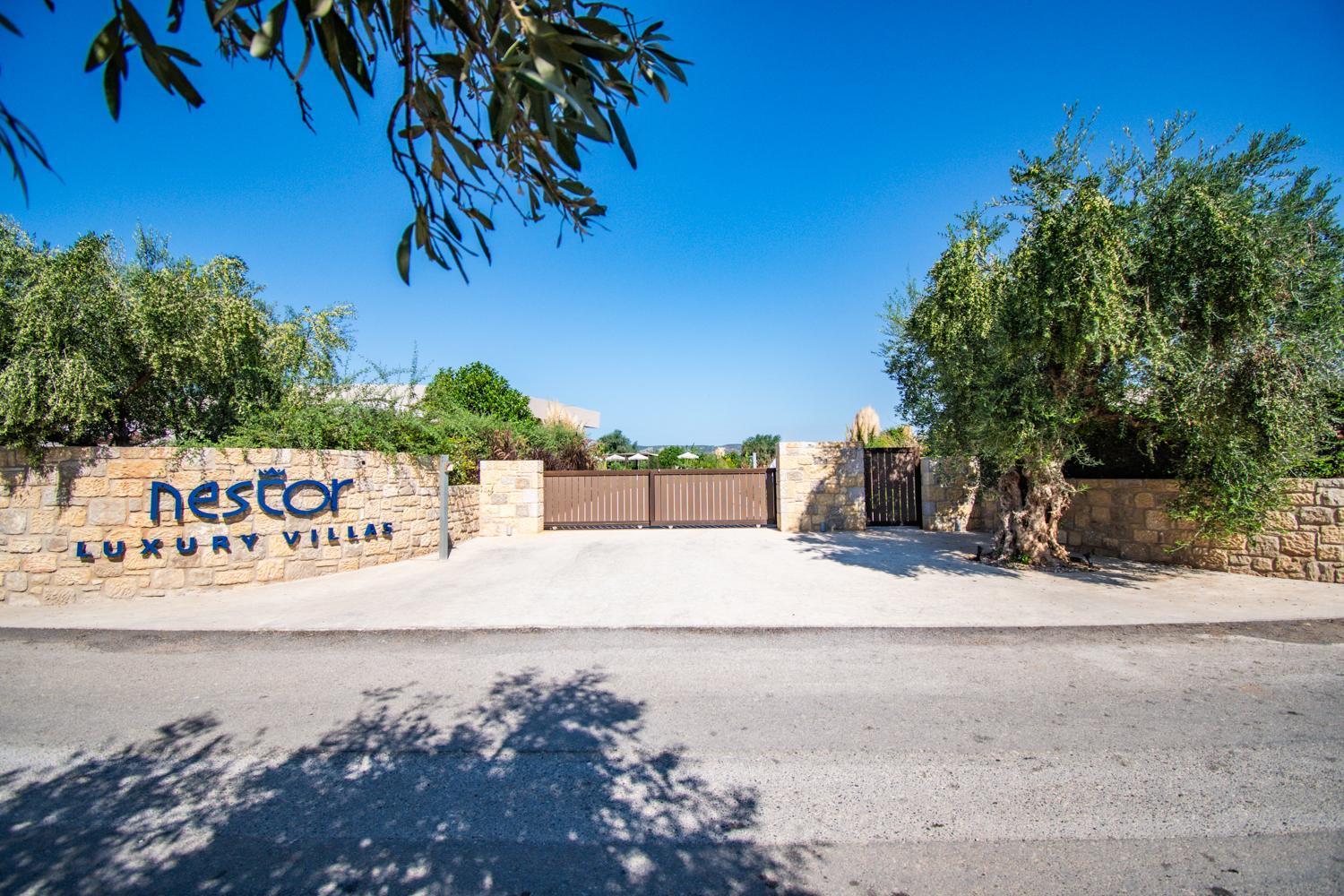 Nestor Luxury Villas Romanos  Exterior photo