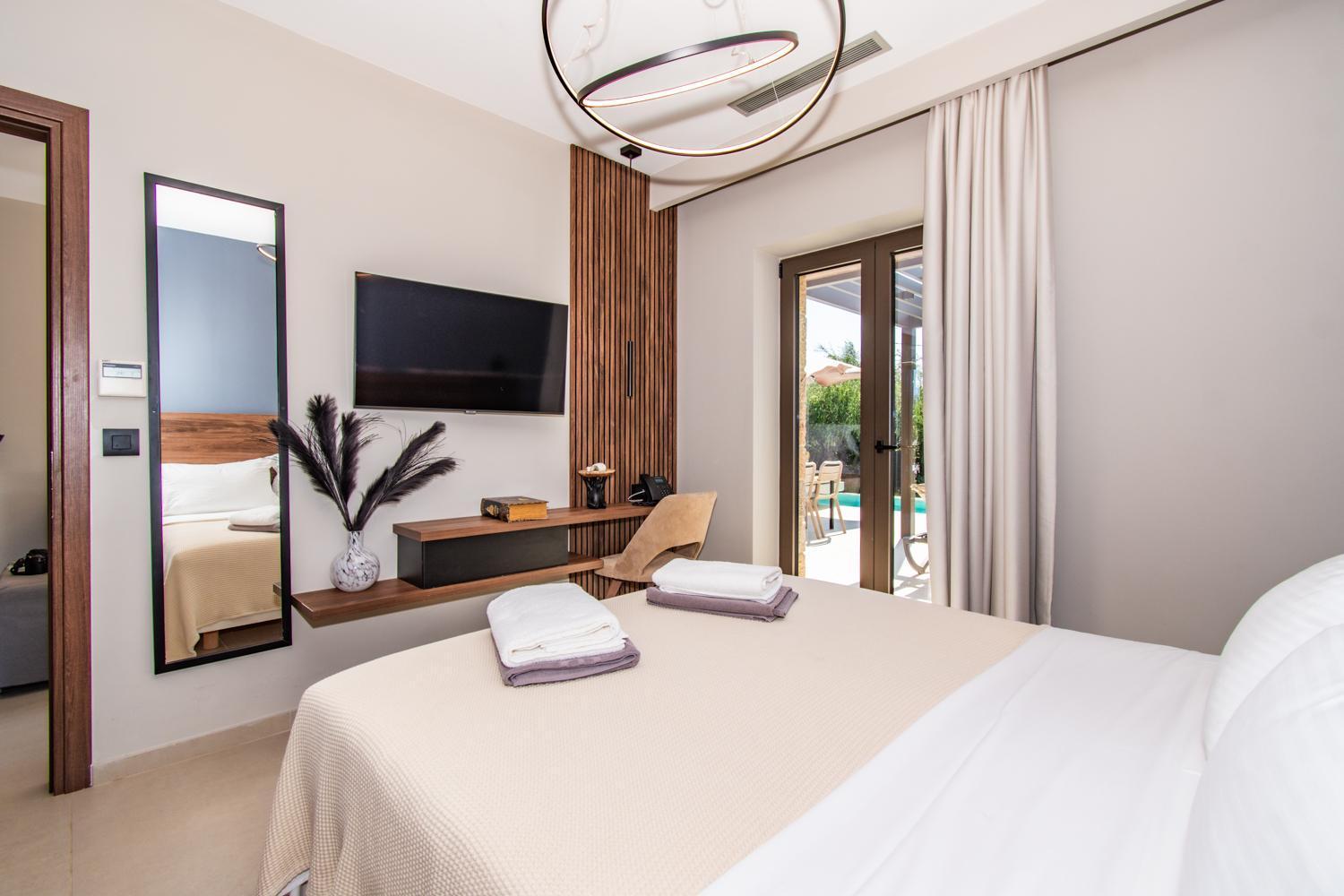 Nestor Luxury Villas Romanos  Exterior photo